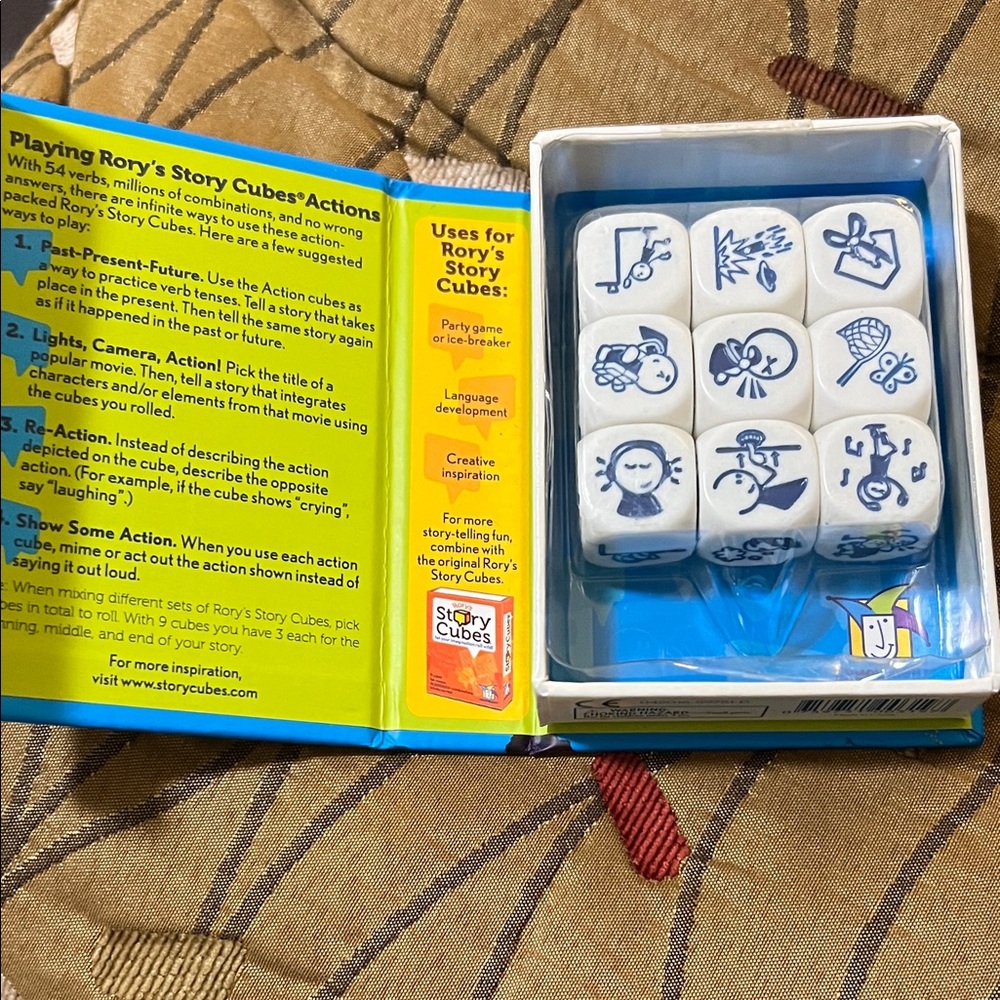 Story Cubes Actions - Blue - Picture 2 of 3